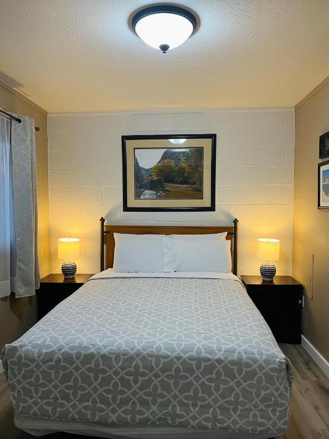 Lake Powell Motel & Apartments Page Zewnętrze zdjęcie