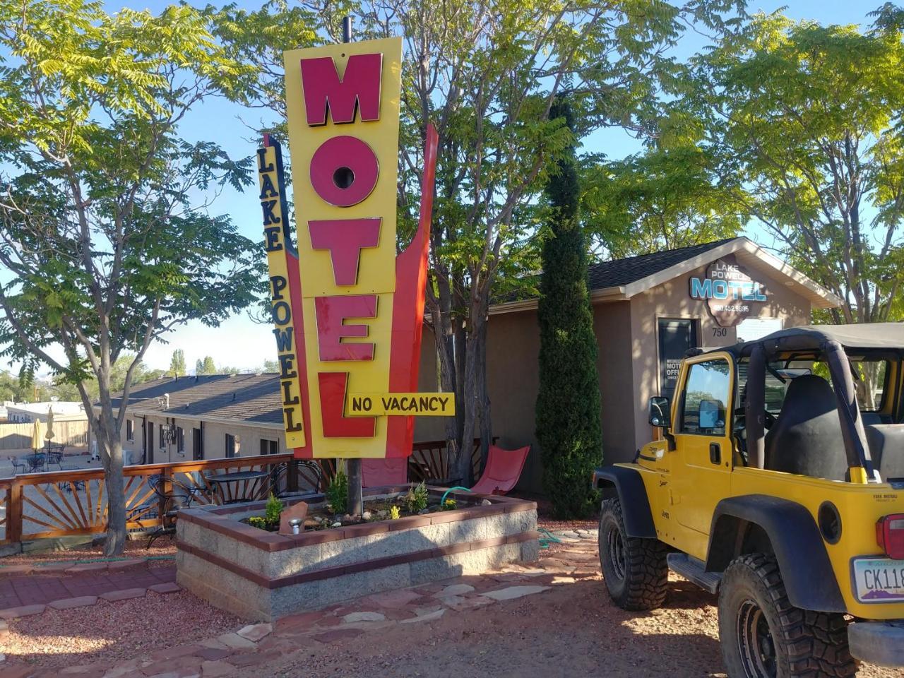 Lake Powell Motel & Apartments Page Zewnętrze zdjęcie